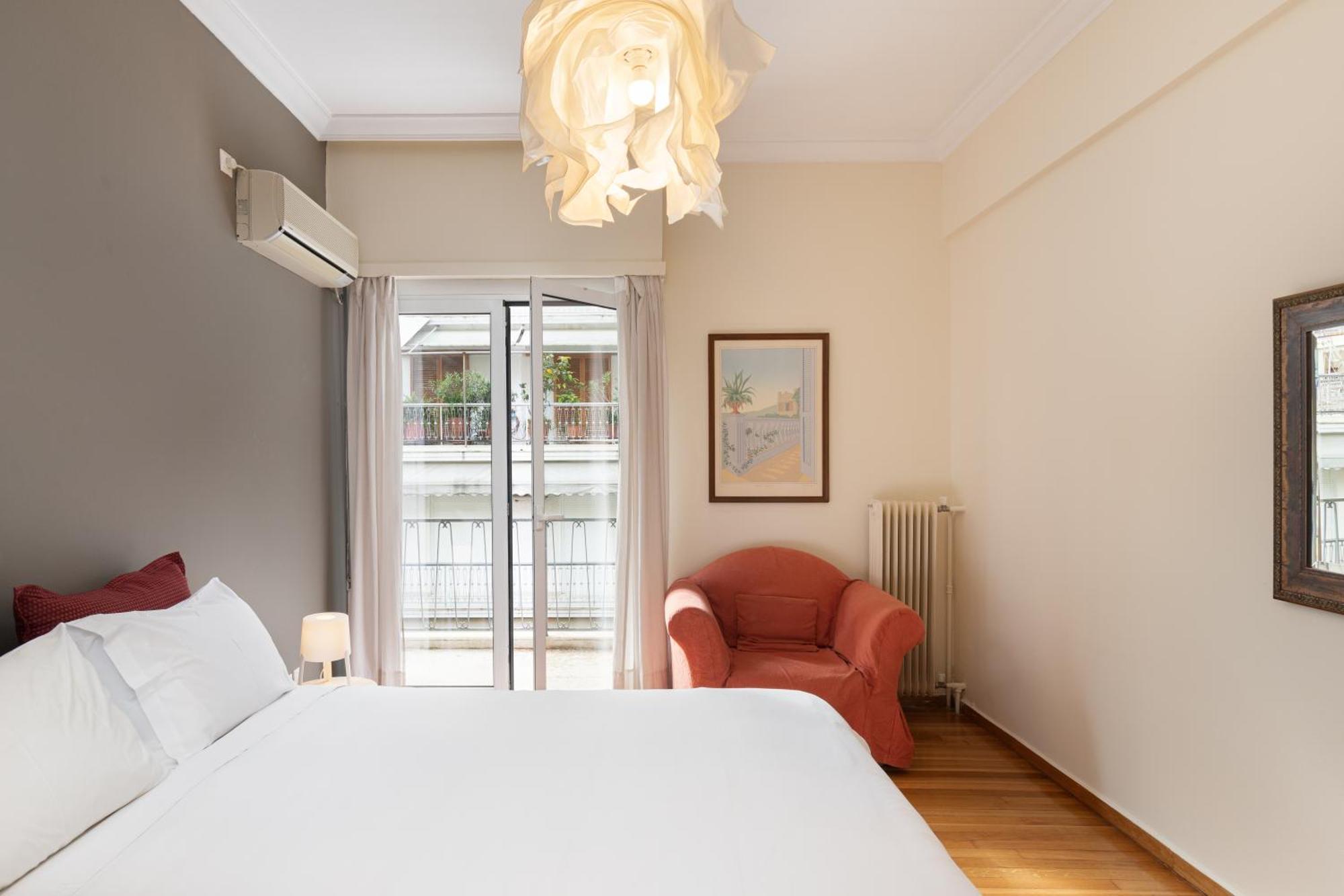 Athenian Apartment In Kolonaki Екстер'єр фото