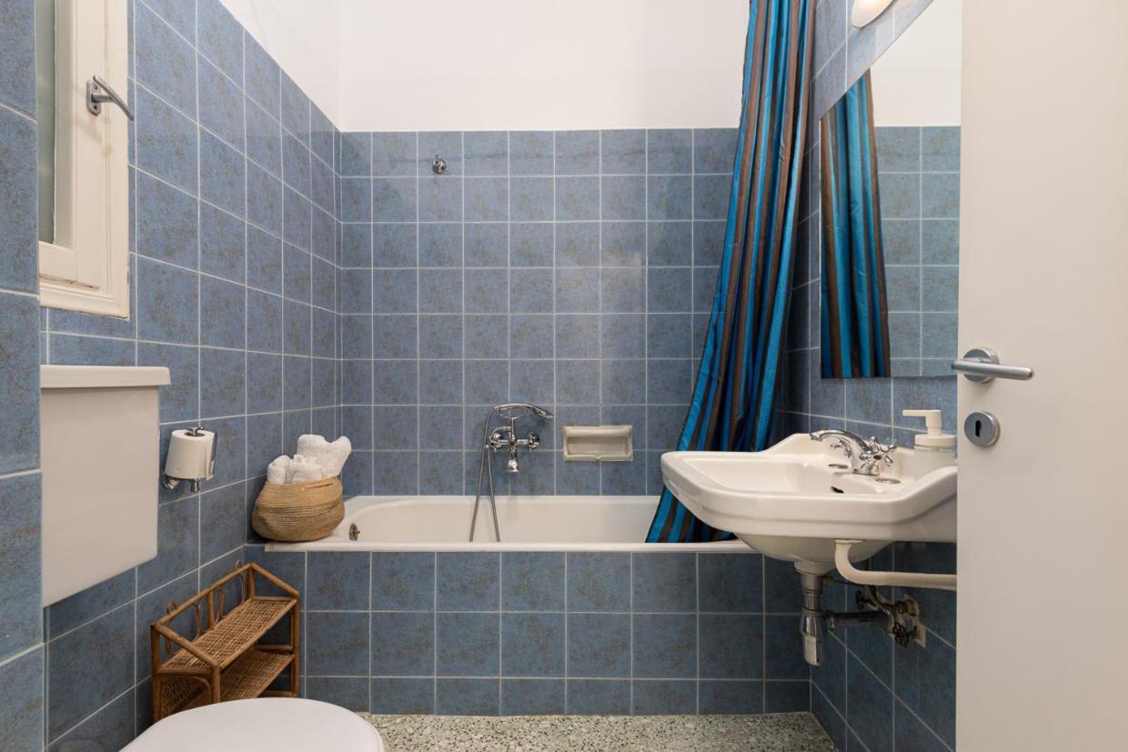 Athenian Apartment In Kolonaki Екстер'єр фото
